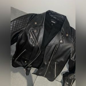 Women’s leather jacket